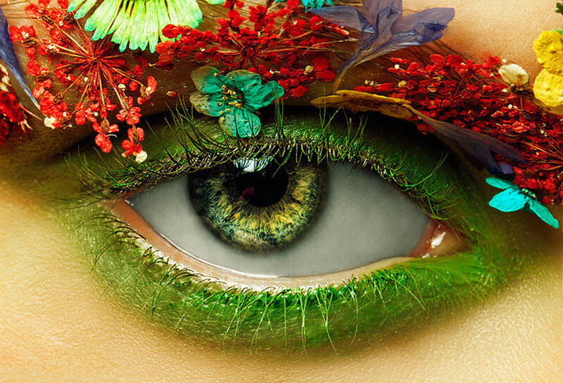 Eye with Floral Makeup — Green