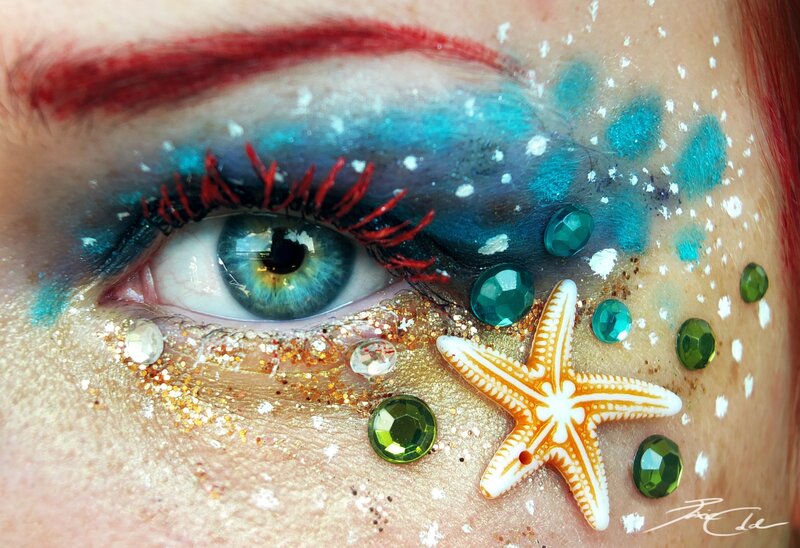 Eye with Makeup — Blue, Dramatic