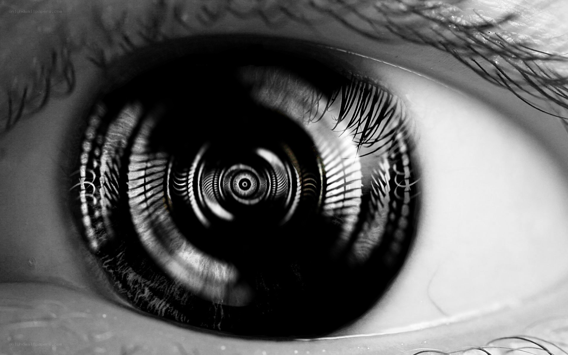eye with optical illusion