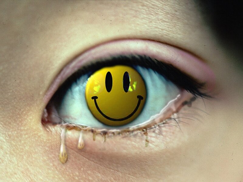 eye with smiley face