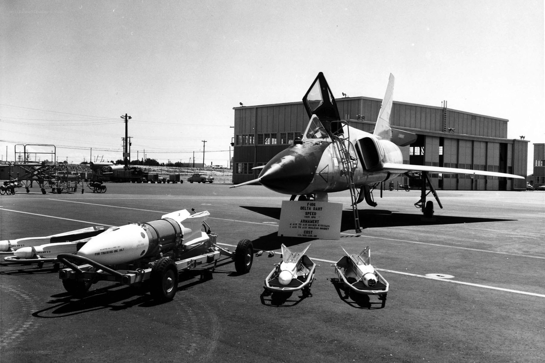 F-106 Delta Dart aircraft display