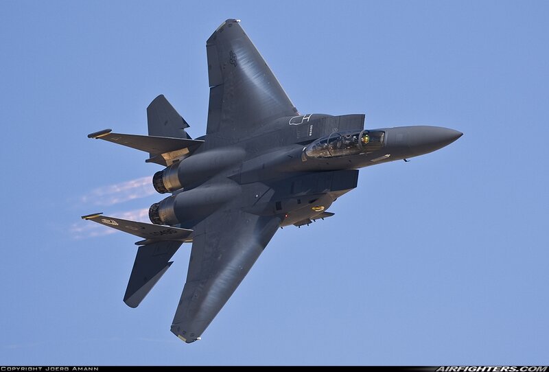 F-15 Eagle Fighter Jet — Blue, Dynamic