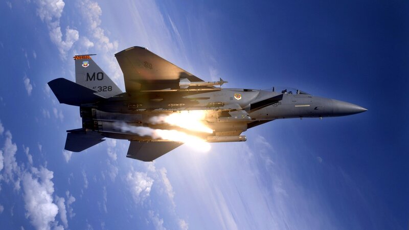 F-15 Eagle Jet — Blue