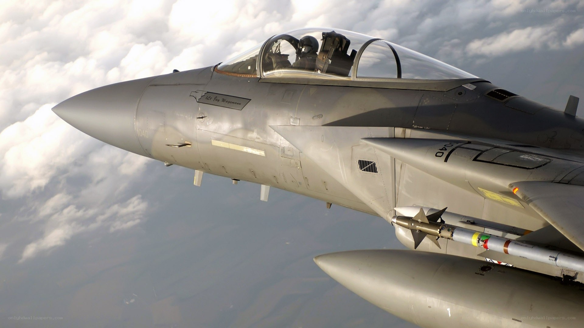F-15 fighter jet in flight