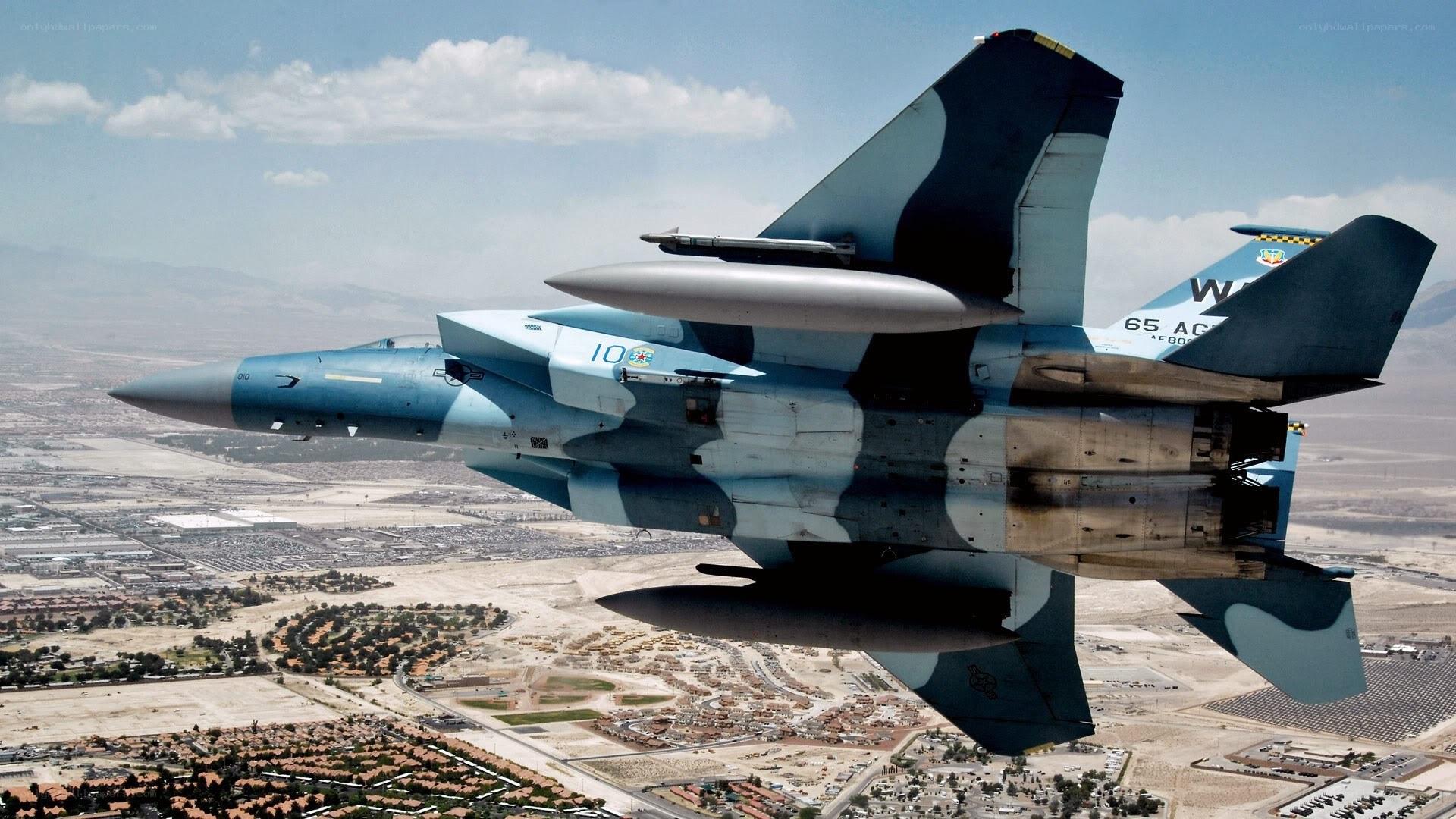 F-15 fighter jet in flight