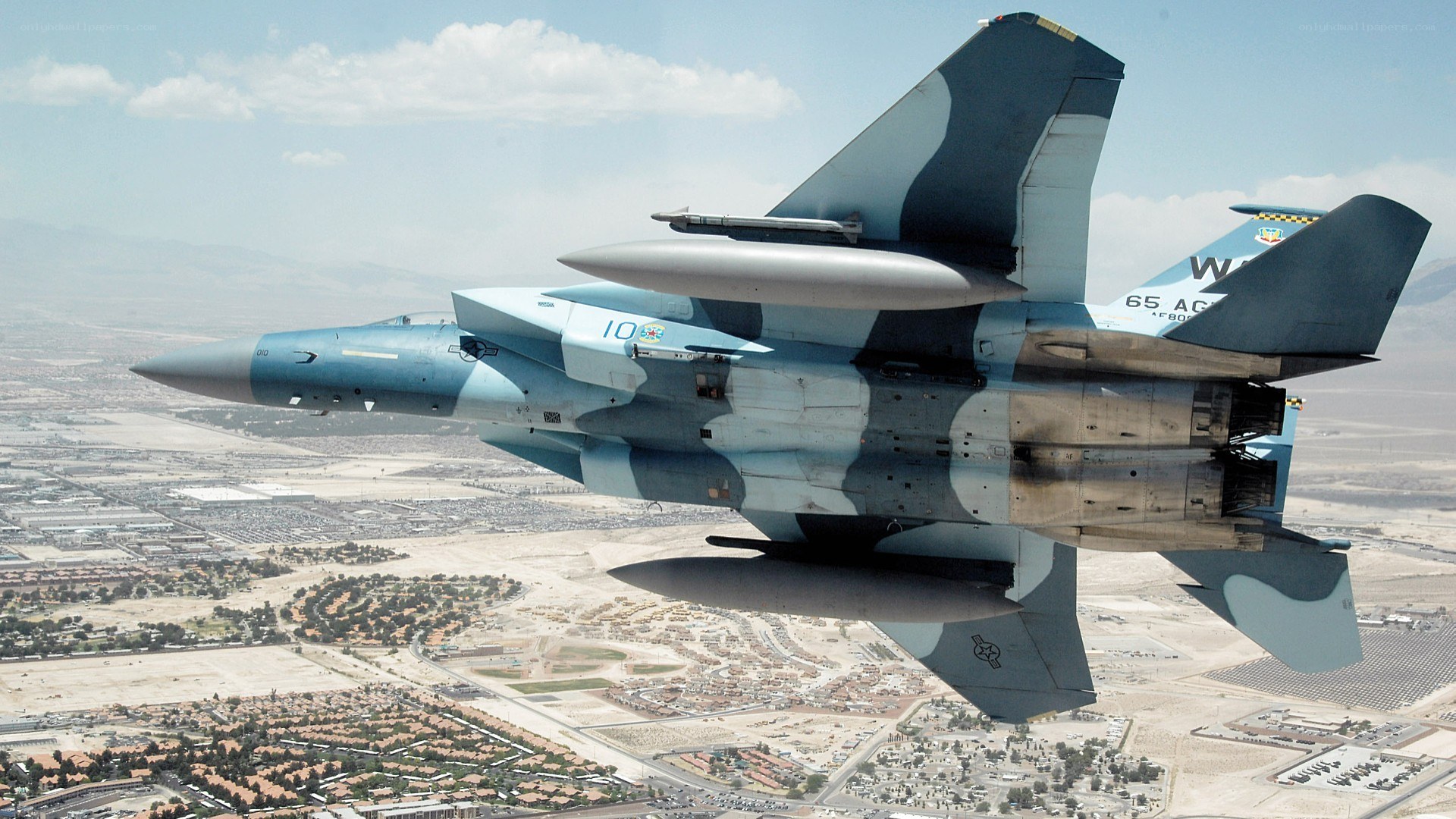 F-15 fighter jet in flight