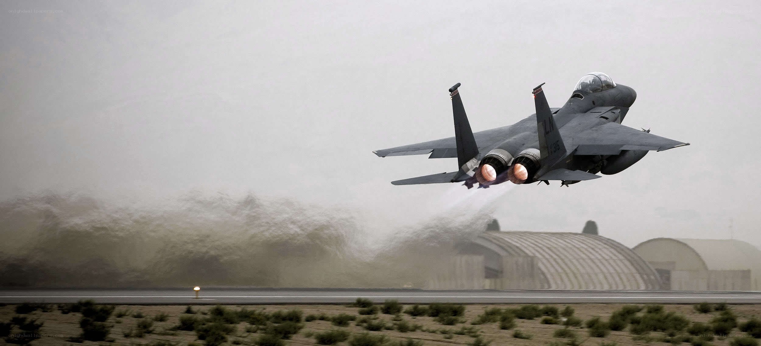 F-15 fighter jet taking off