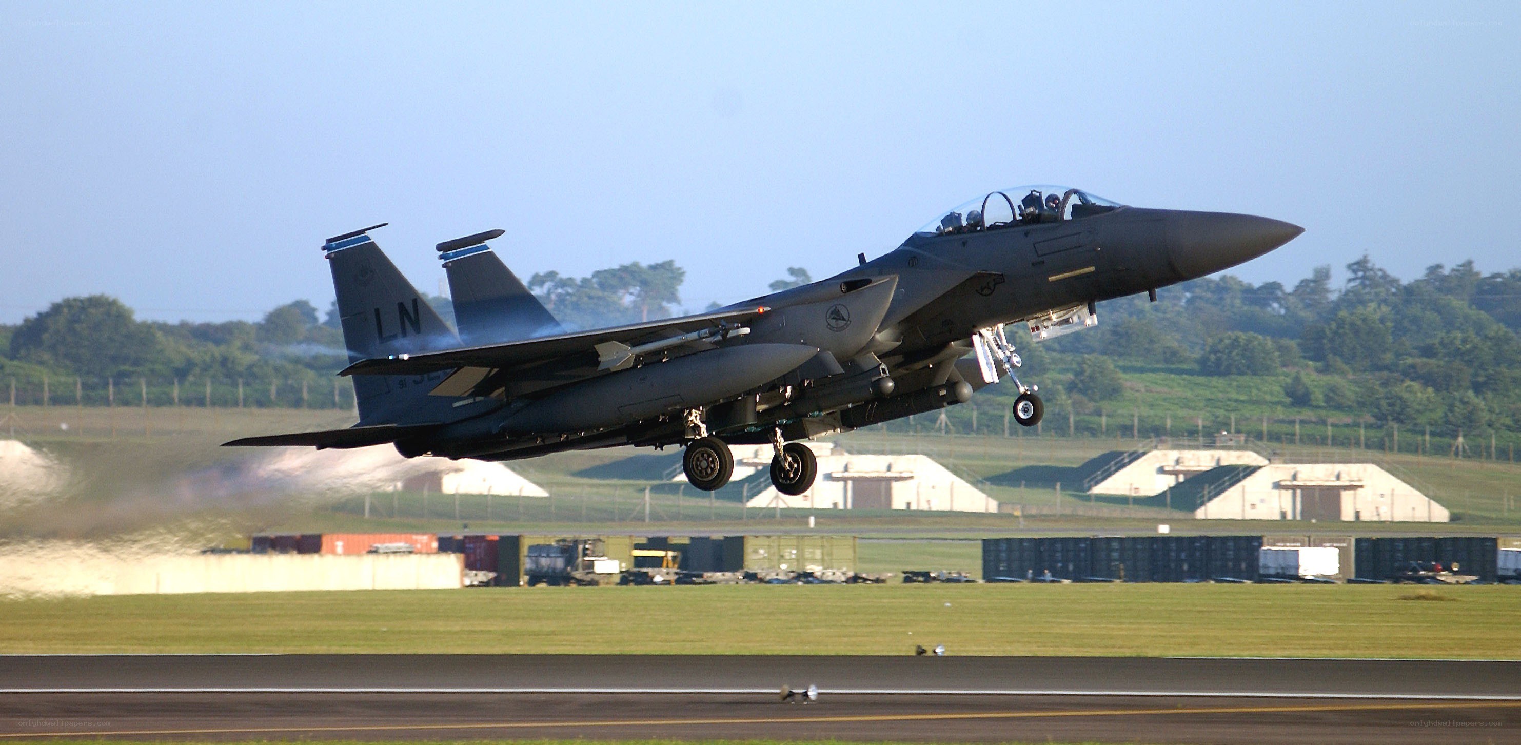 F-15 fighter jet taking off
