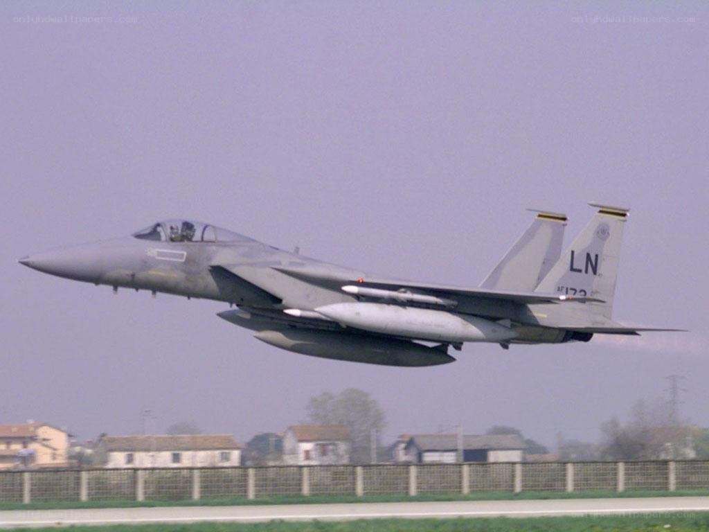 F-15 fighter jet taking off