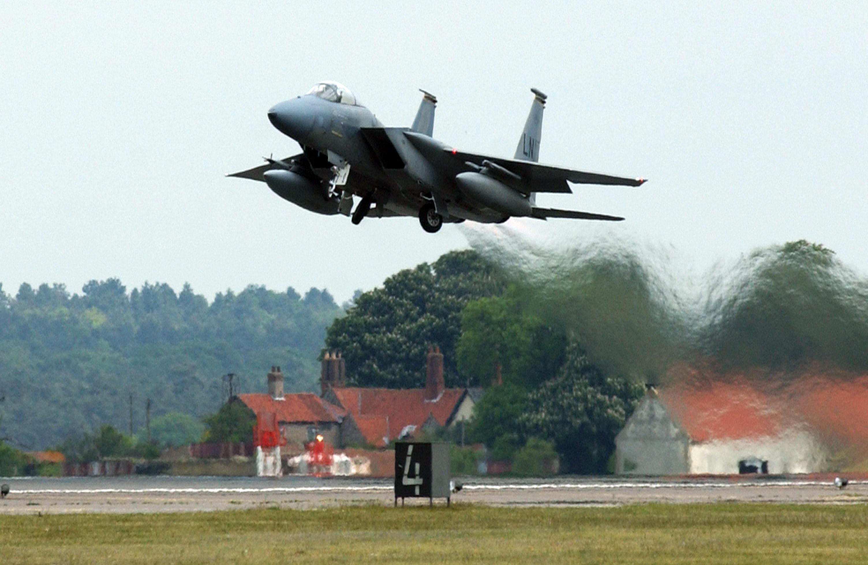 F-15 fighter jet taking off