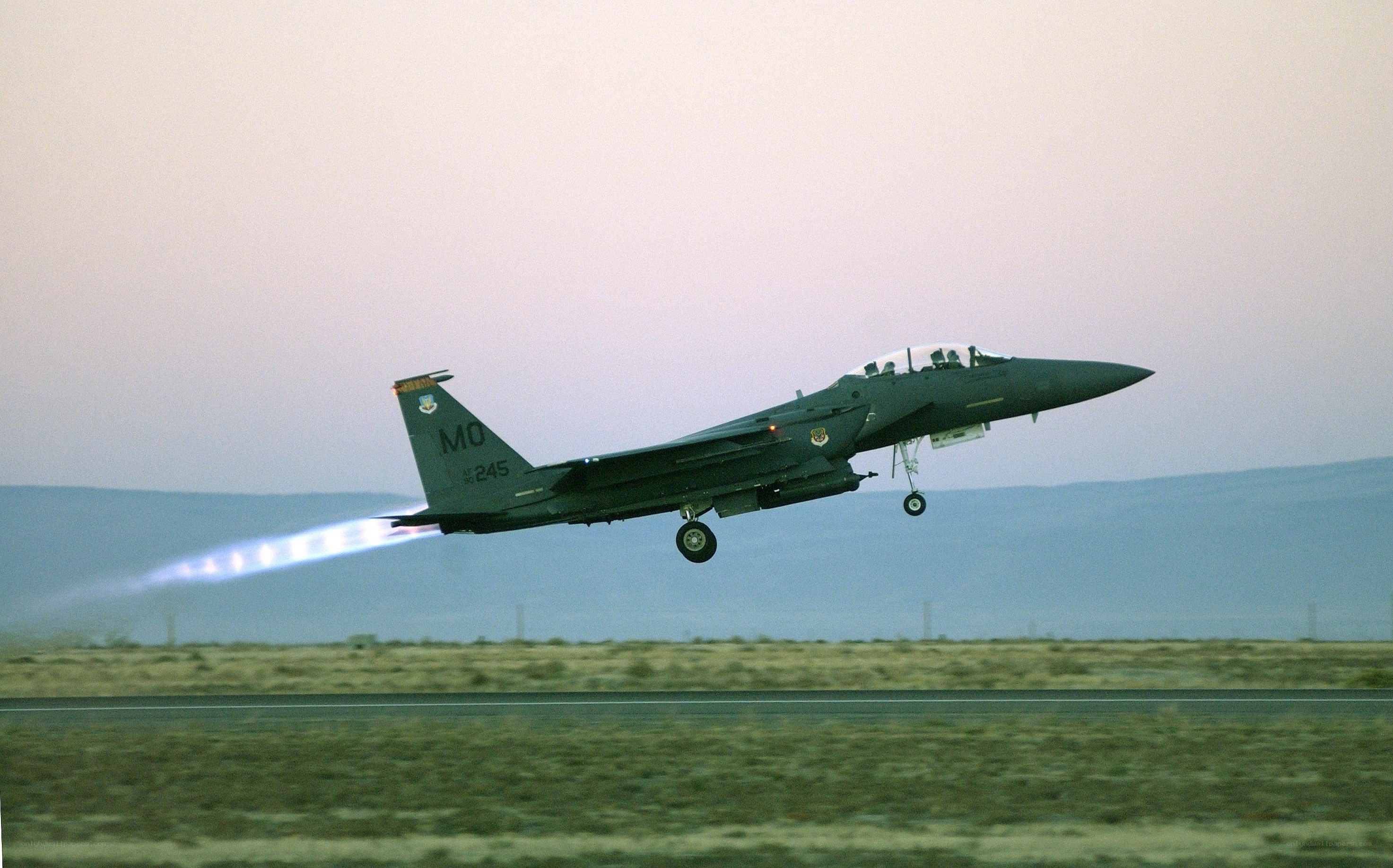 F-15 fighter jet taking off