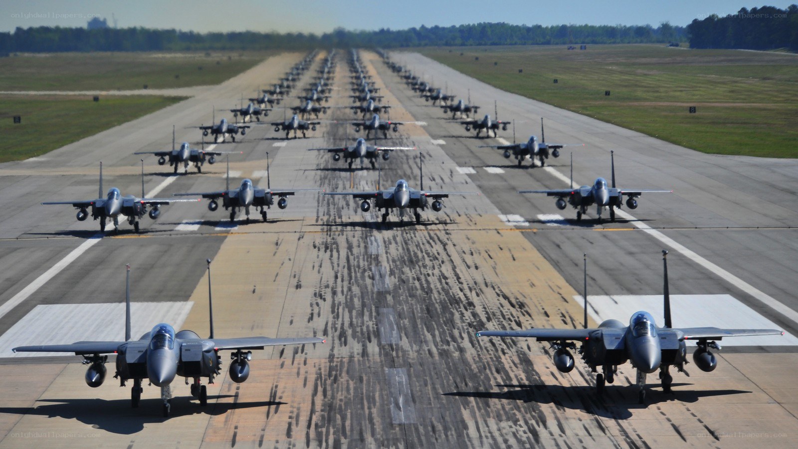 F-15 fighter jets on runway