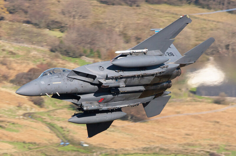 F-15E Fighter Jet — Gray, Dynamic