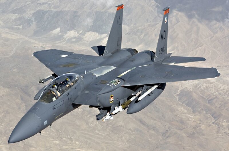 F-15E Fighter Jet — Gray