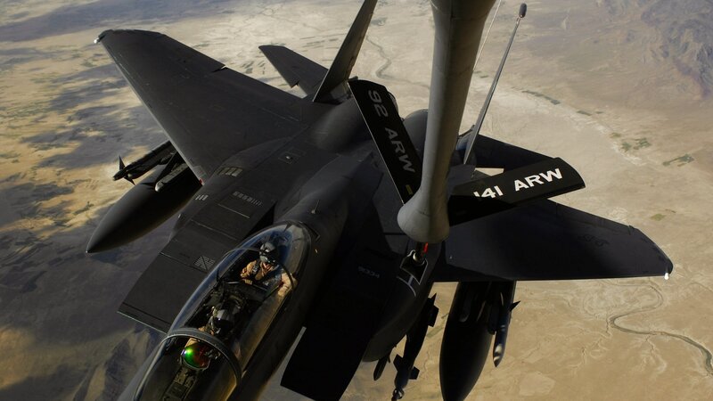 F-15E refueling in flight