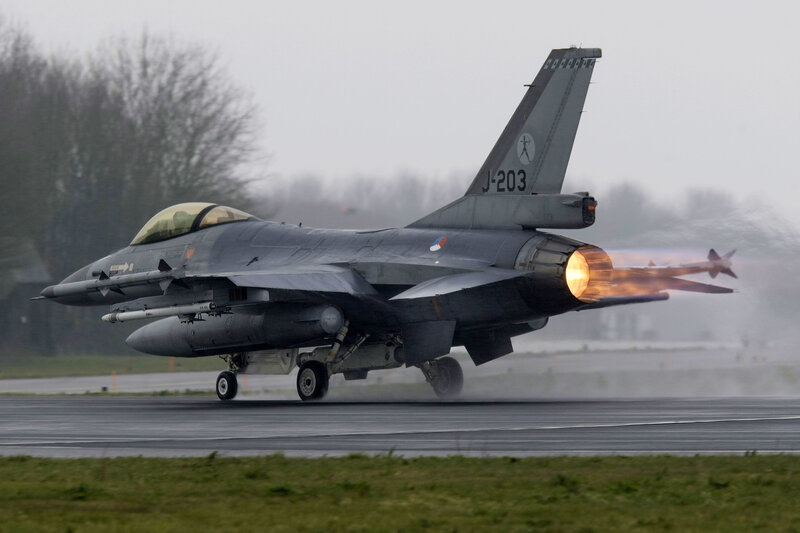F-16 Fighter Jet — Gray, Dramatic