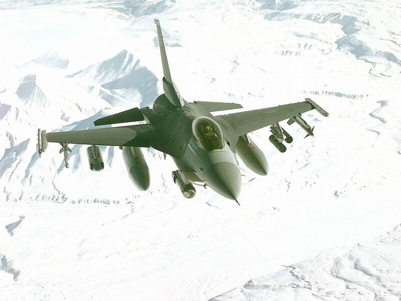 F-16 Fighter Jet — Green, Dramatic
