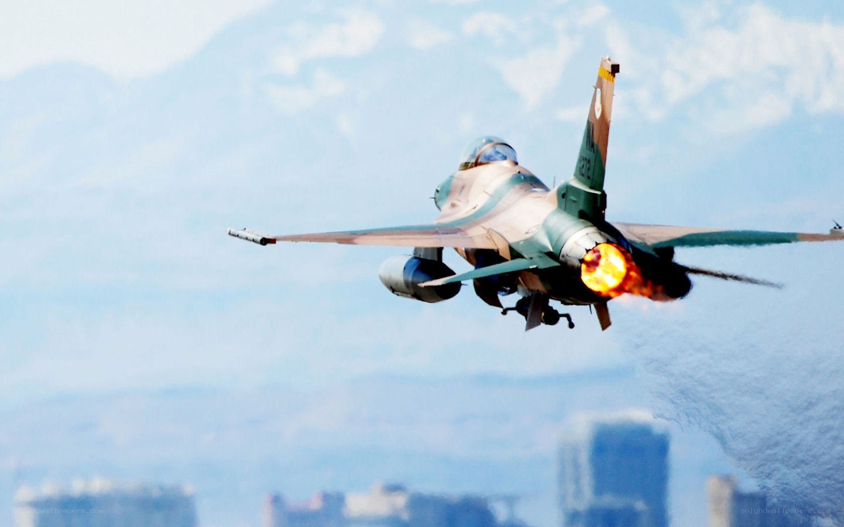 F-16 fighter jet in flight
