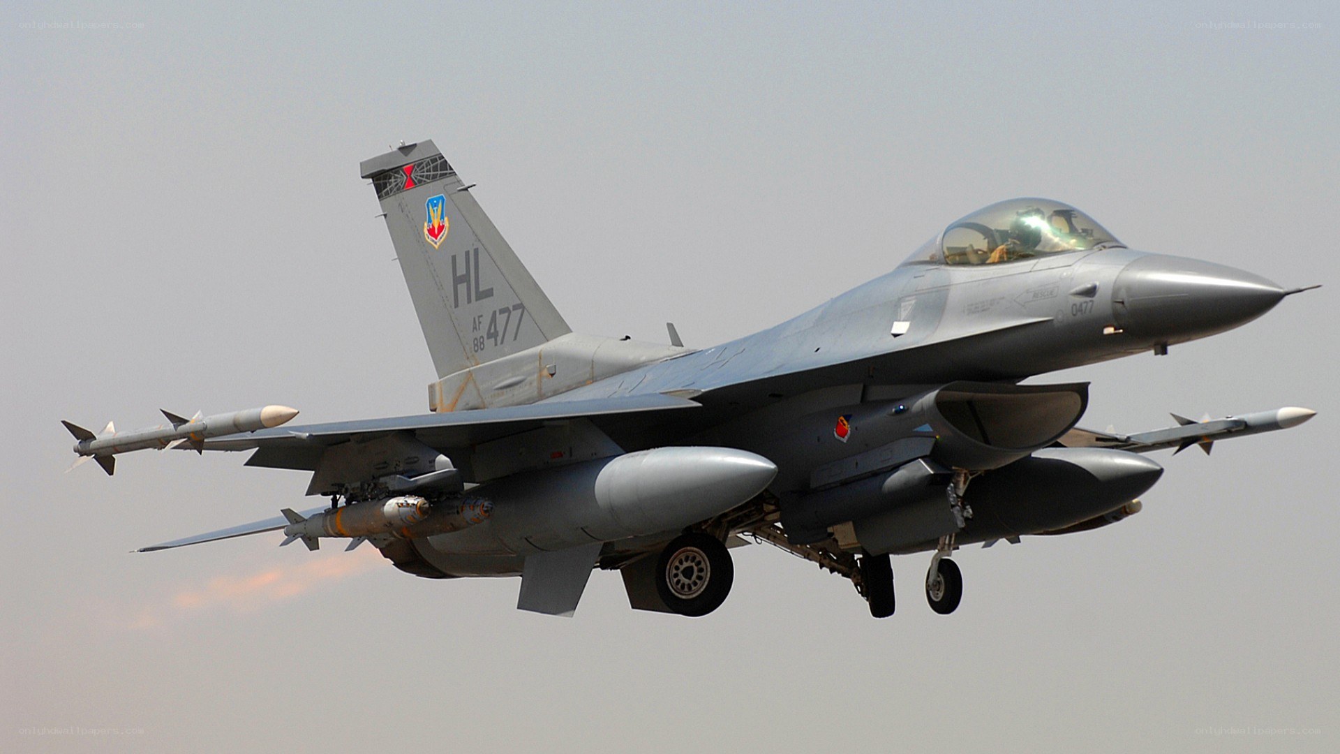 F-16 fighter jet in flight