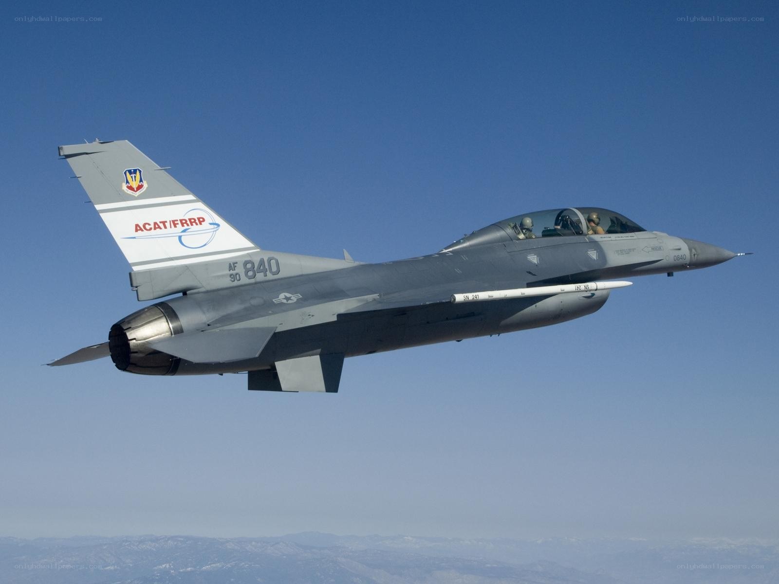 F-16 fighter jet in flight