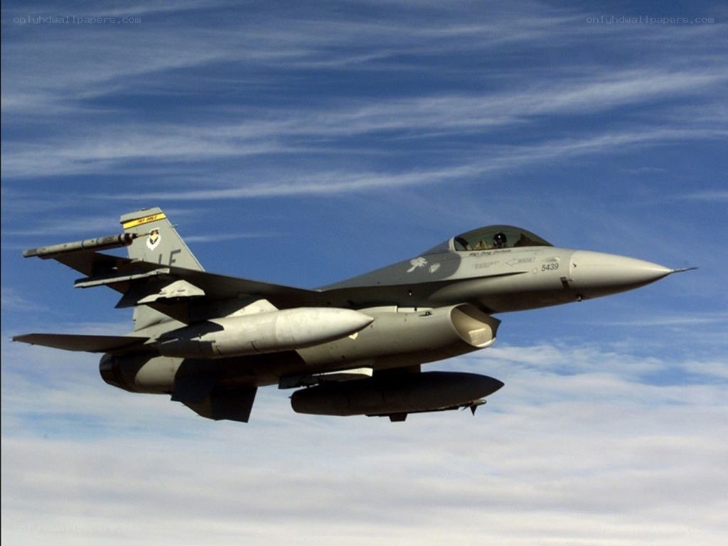 F-16 fighter jet in flight