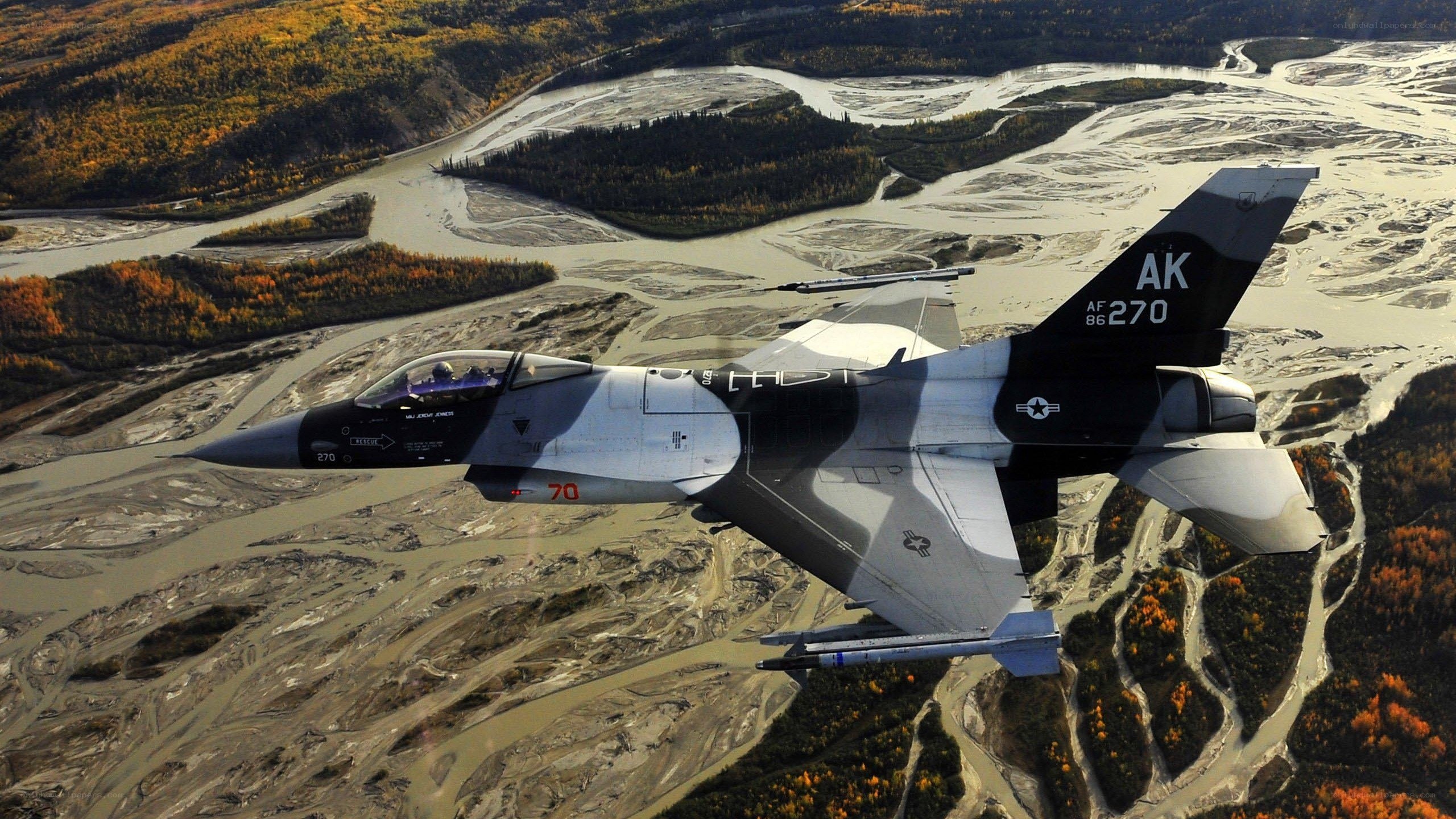 F-16 fighter jet in flight