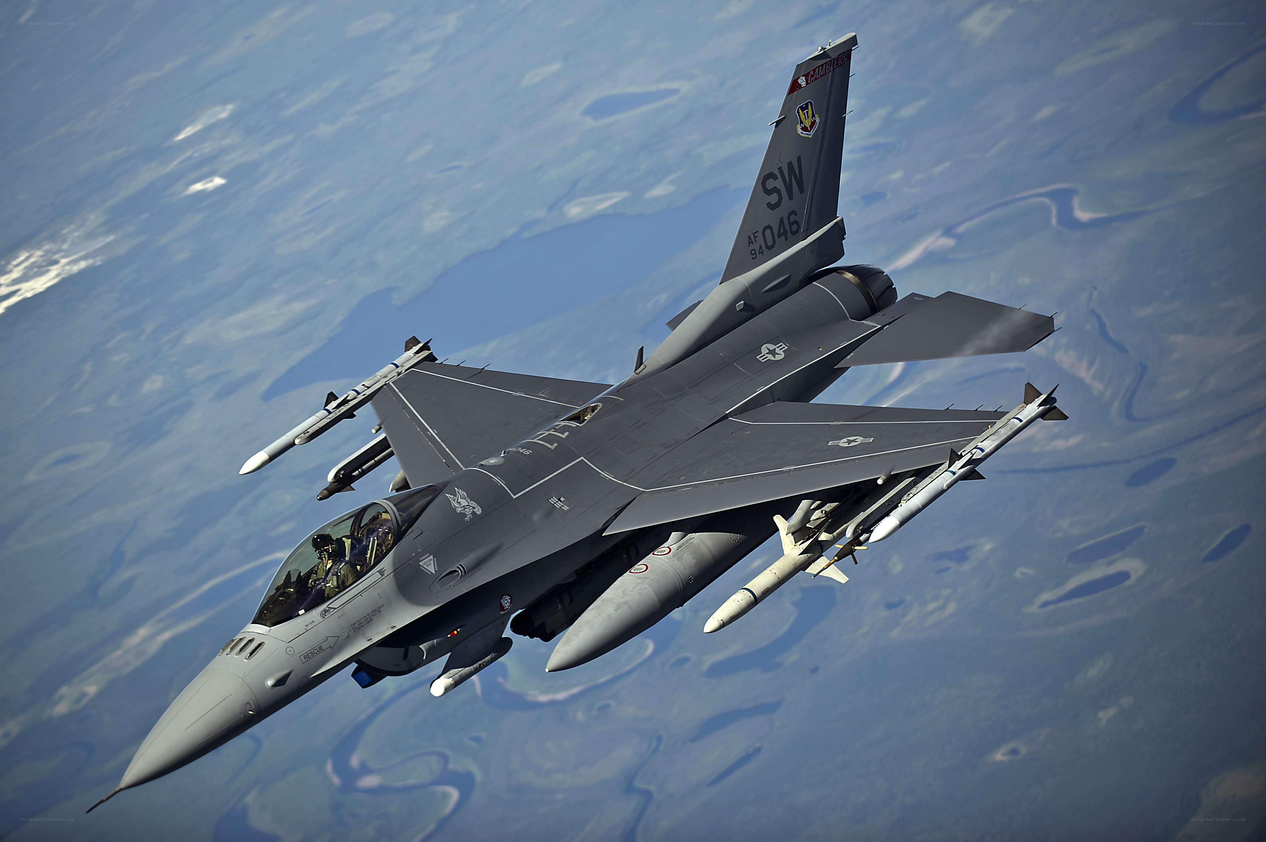 F-16 fighter jet in flight