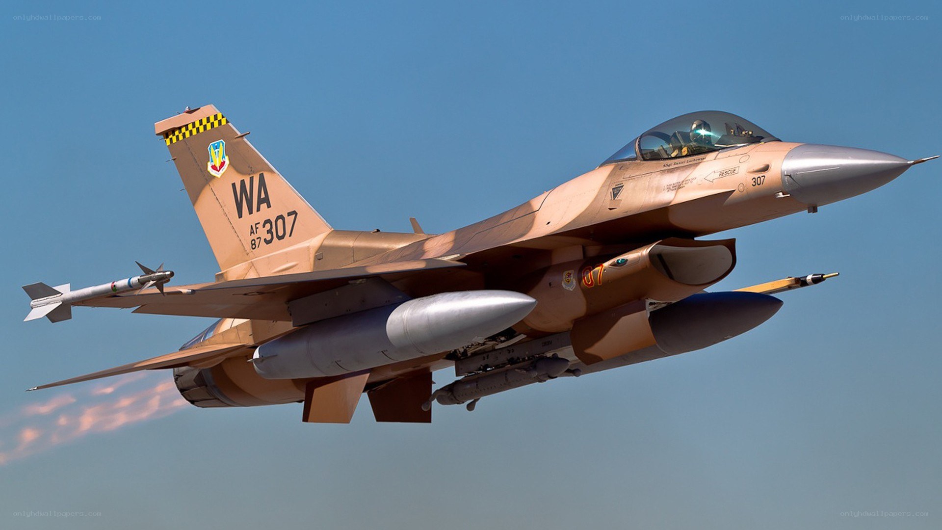 F-16 fighter jet in flight