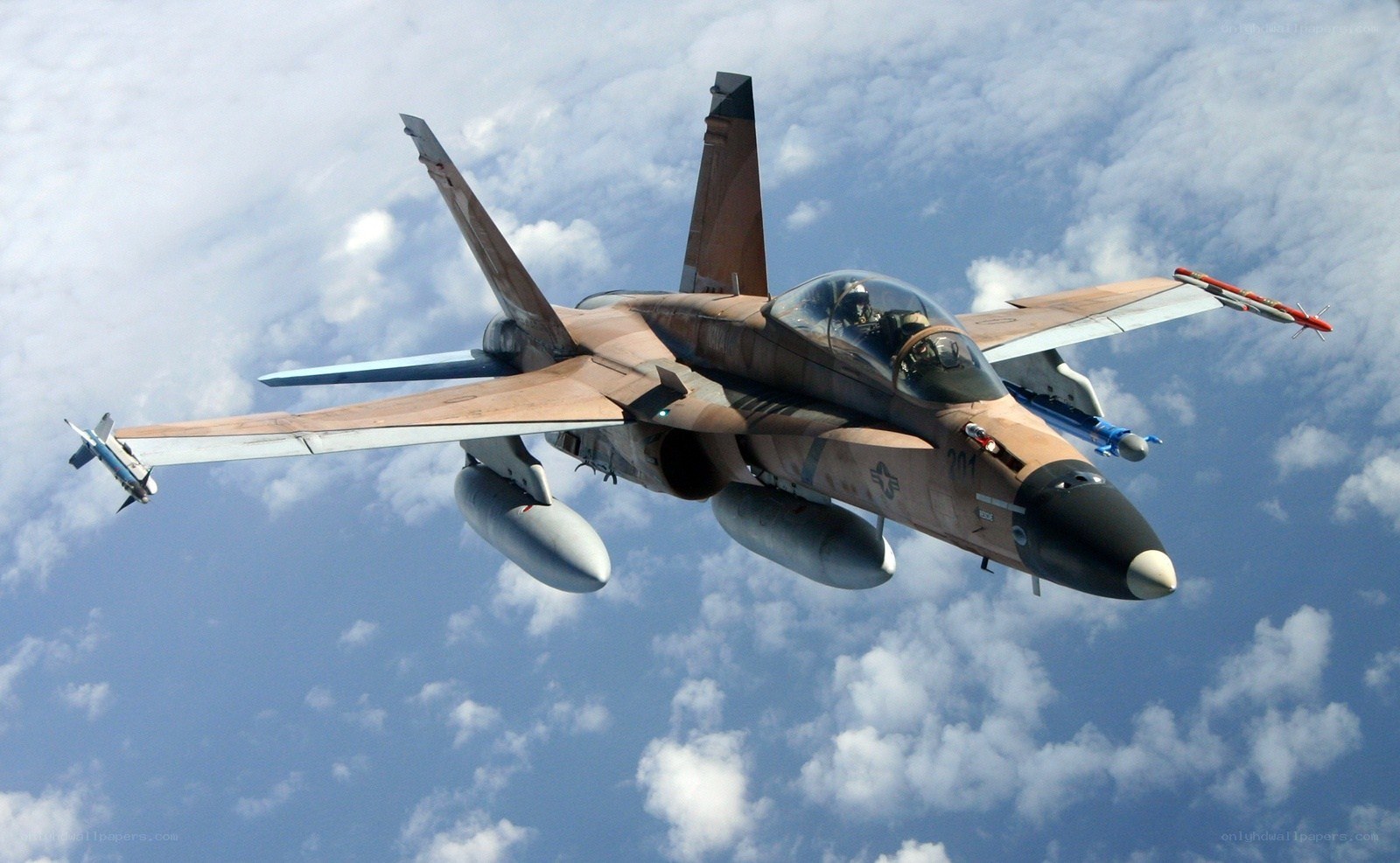 F-16 fighter jet in flight