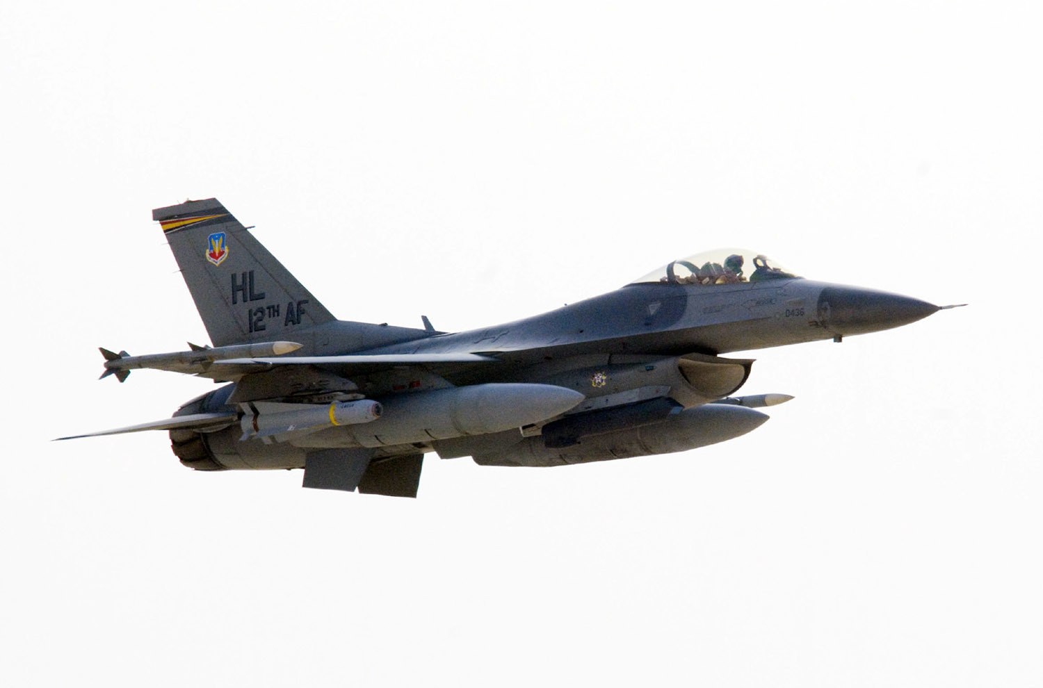F-16 fighter jet in flight