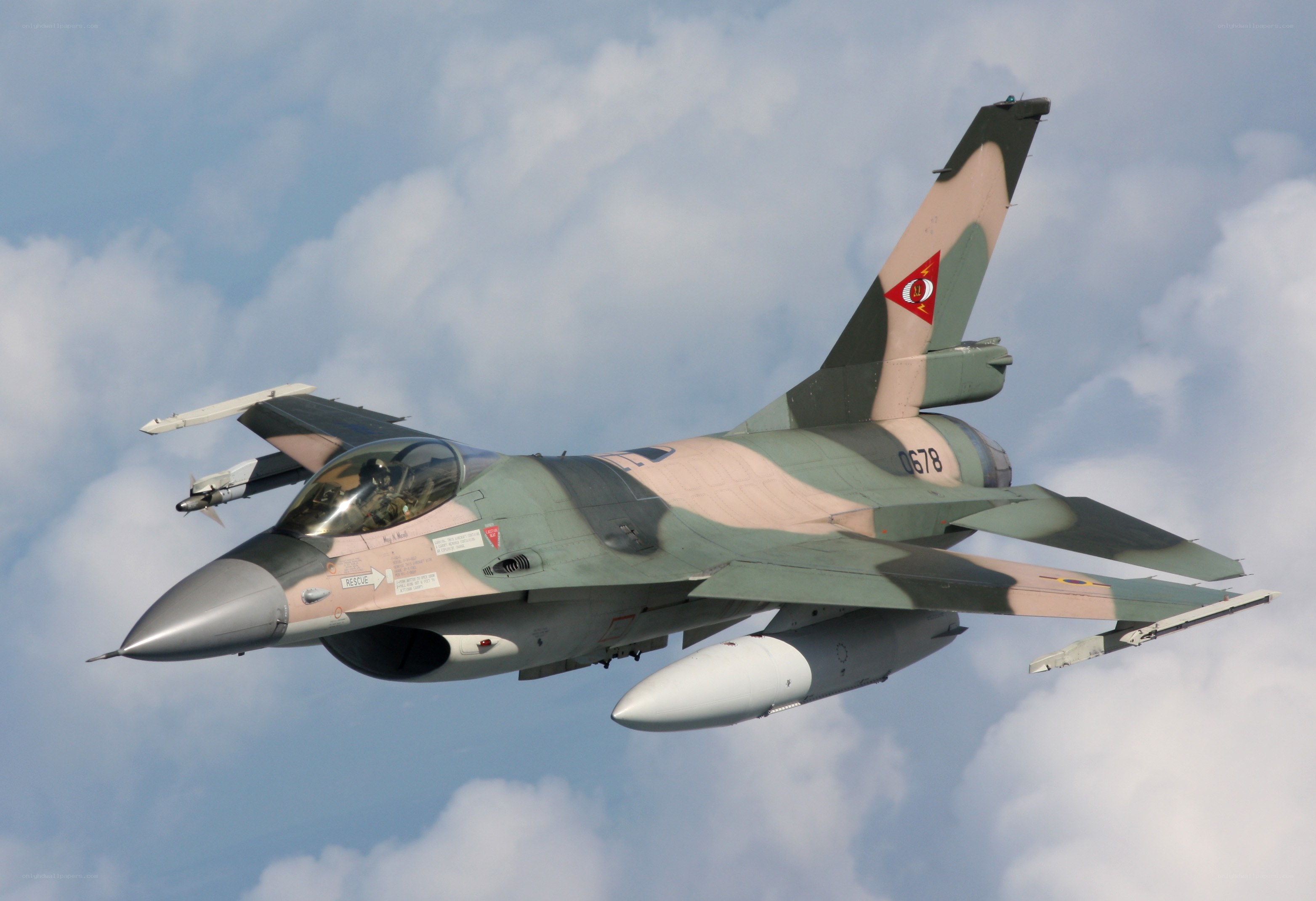 F-16 fighter jet in flight