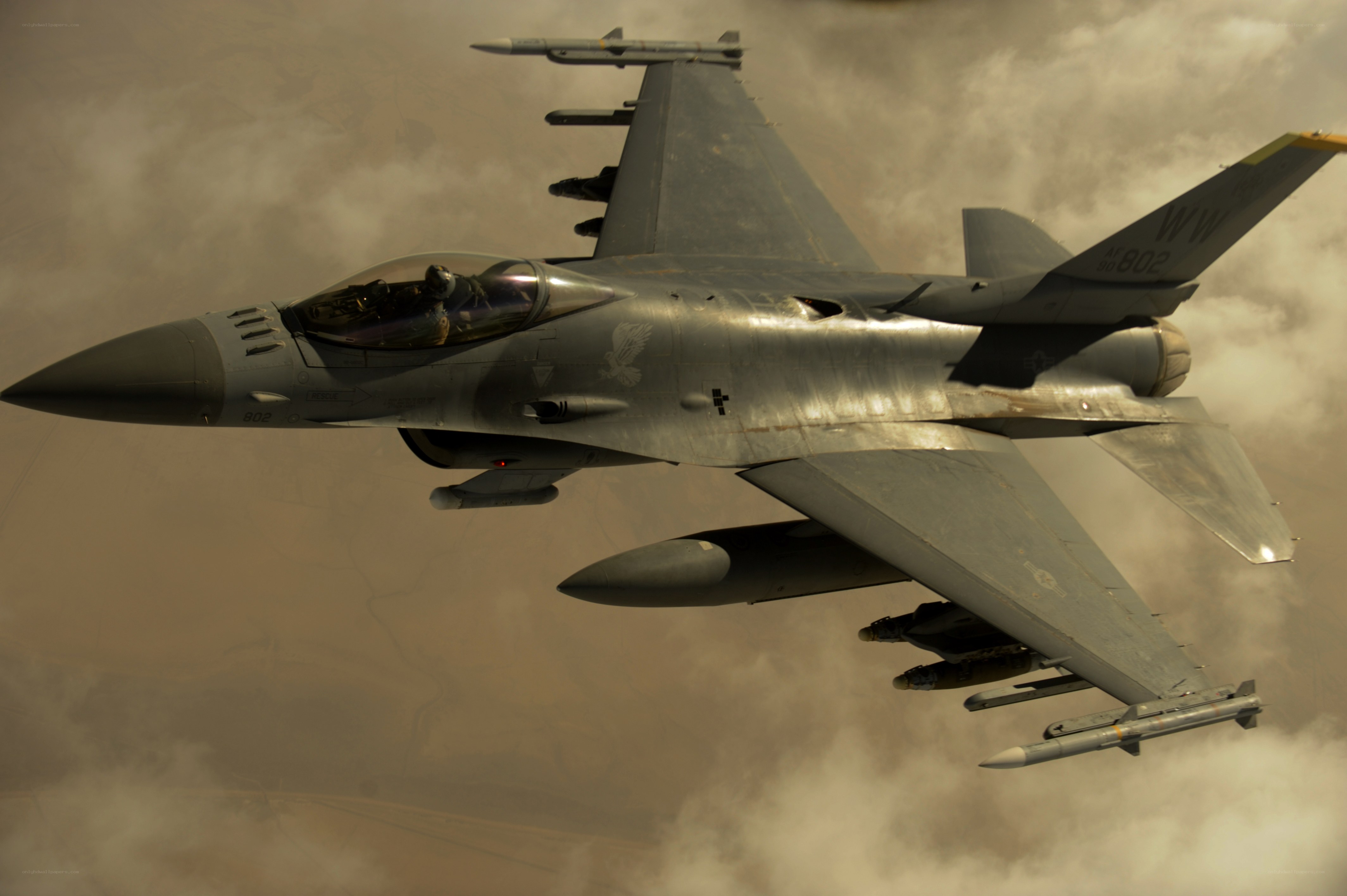 F-16 fighter jet in flight