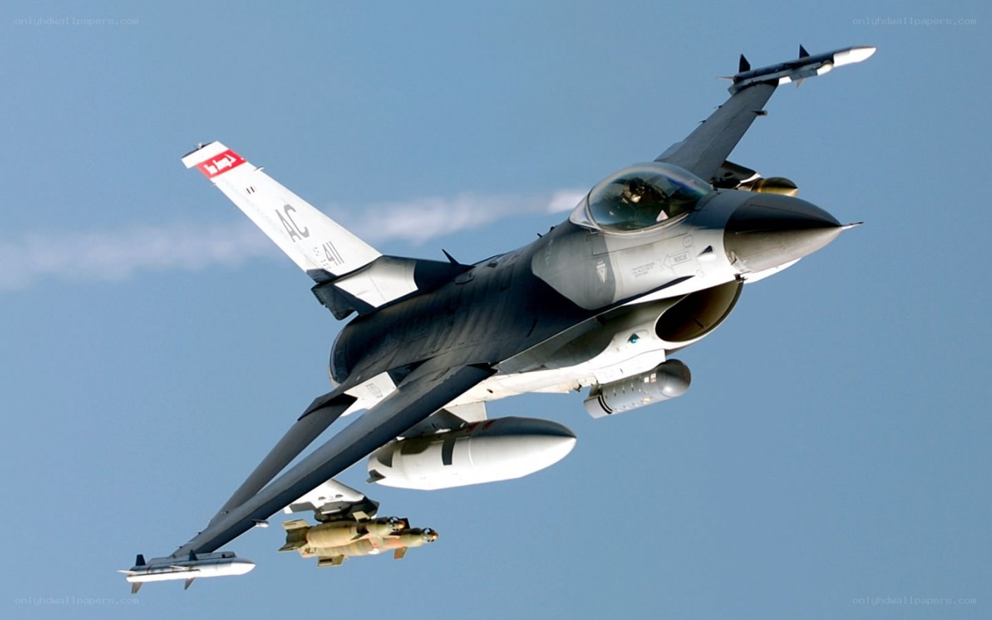 F-16 fighter jet in flight