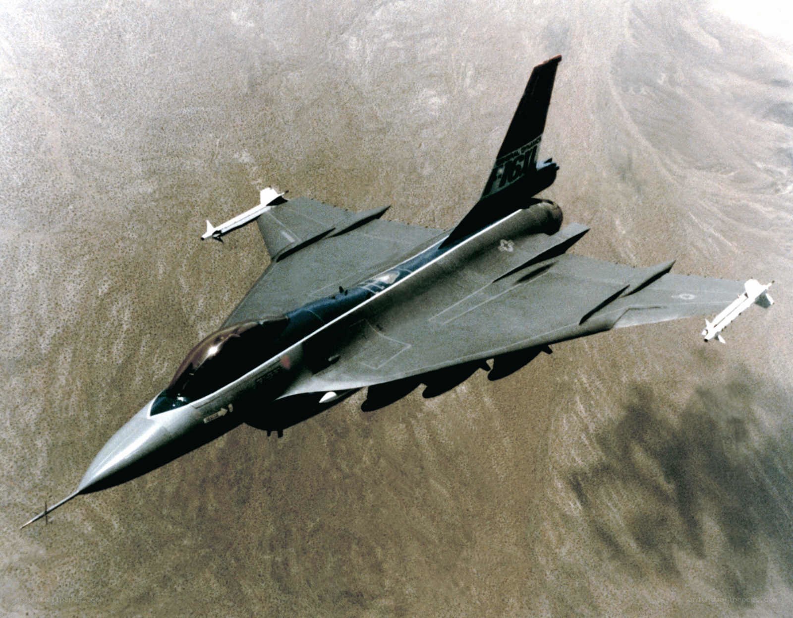 F-16 fighter jet in flight