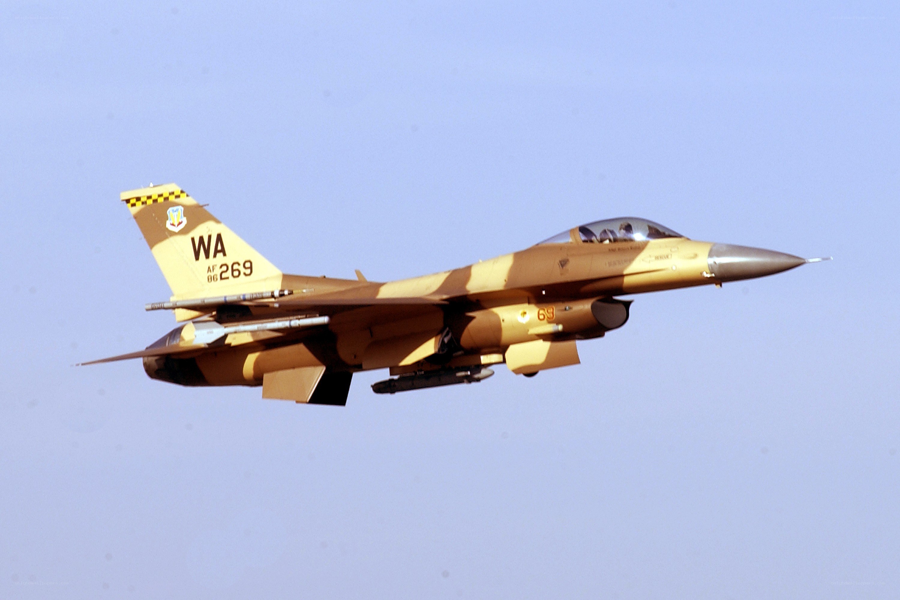 F-16 fighter jet in flight
