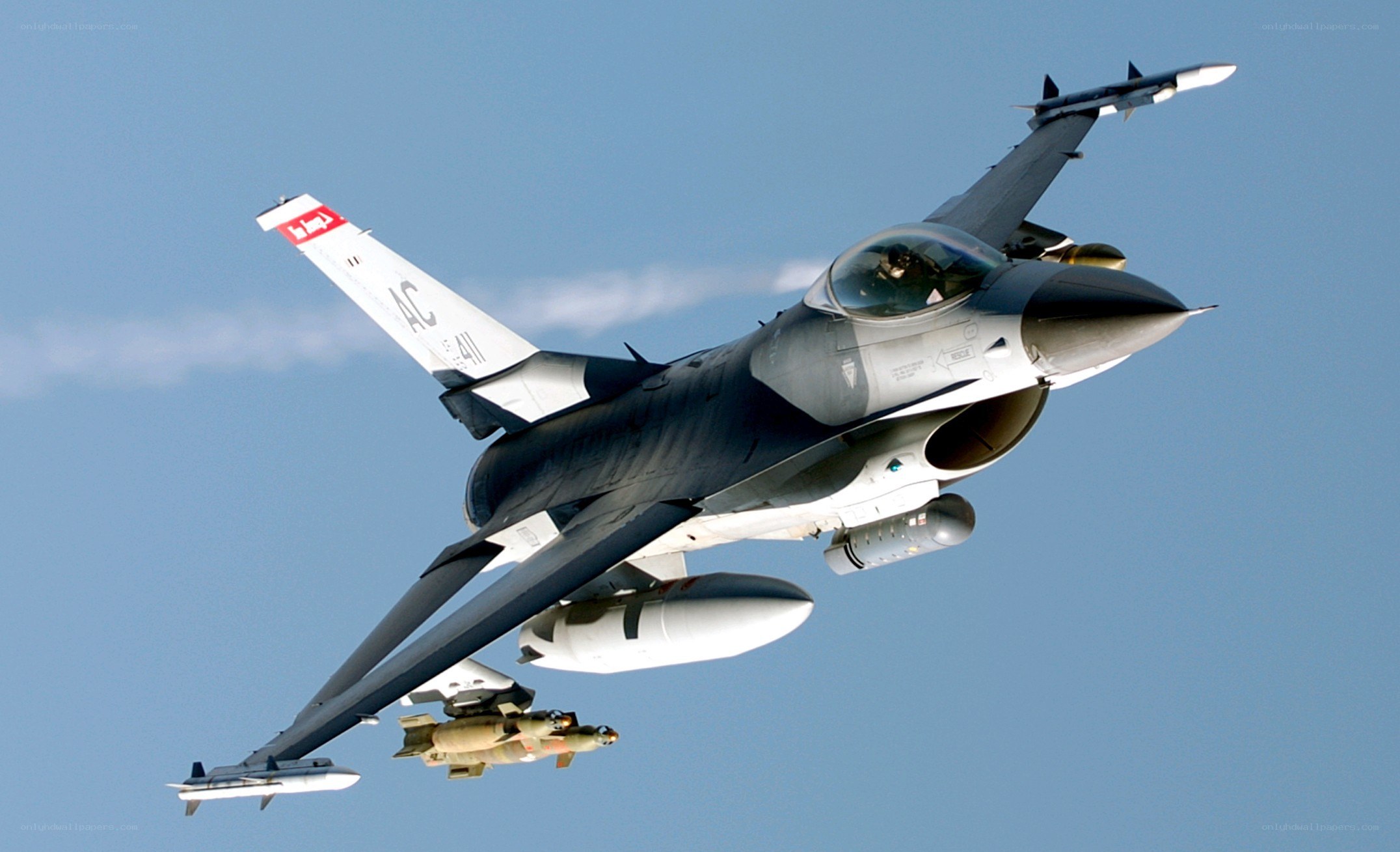 F-16 fighter jet in flight