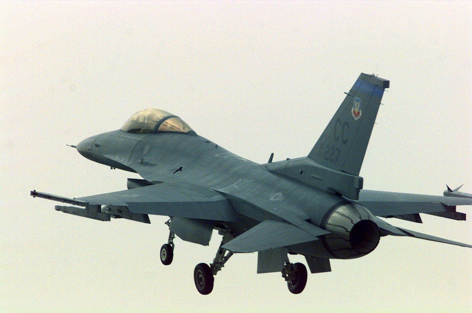 F-16 fighter jet in flight