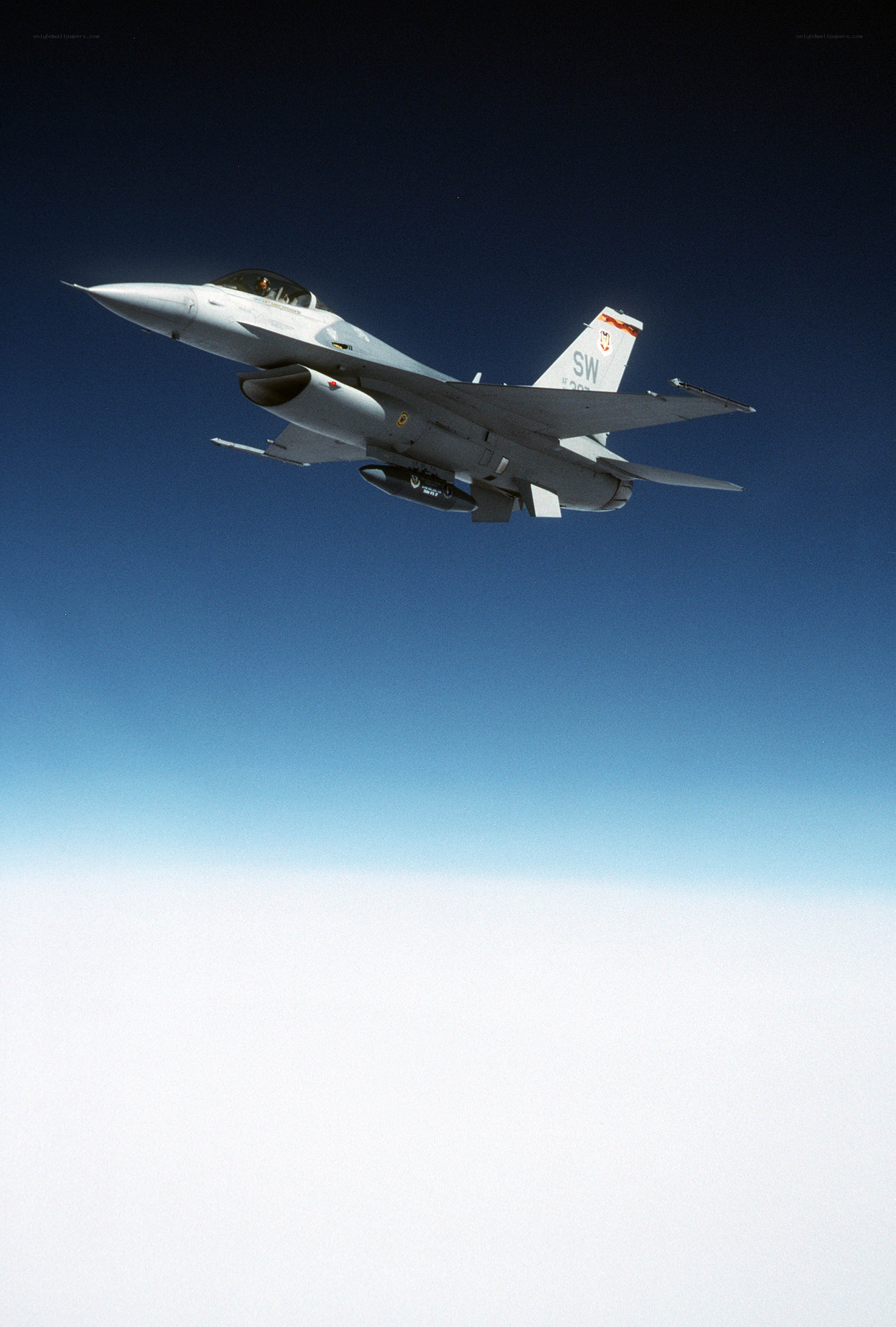 F-16 fighter jet in flight