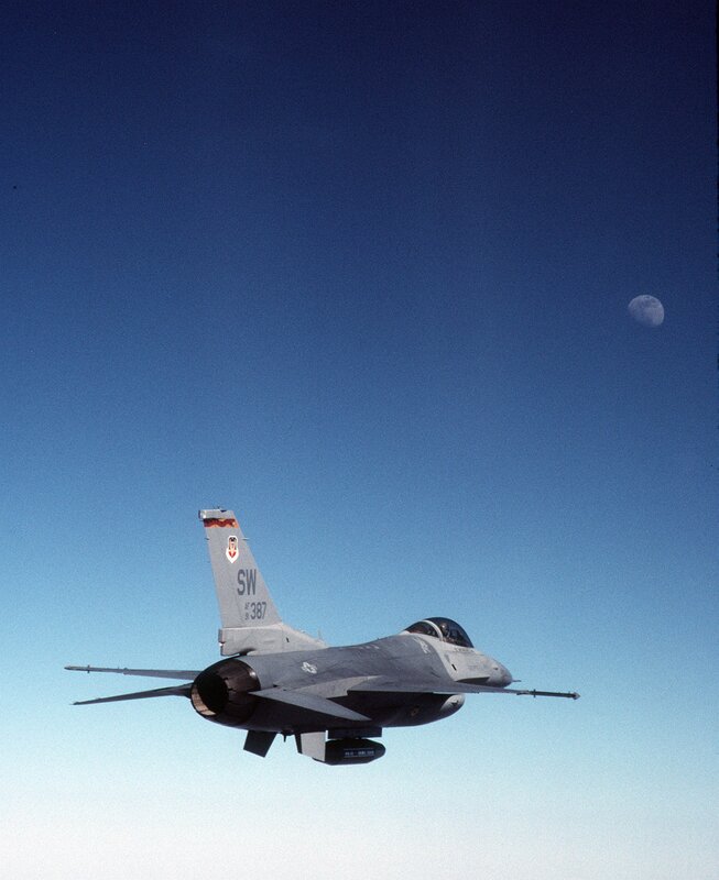 F-16 fighter jet in flight