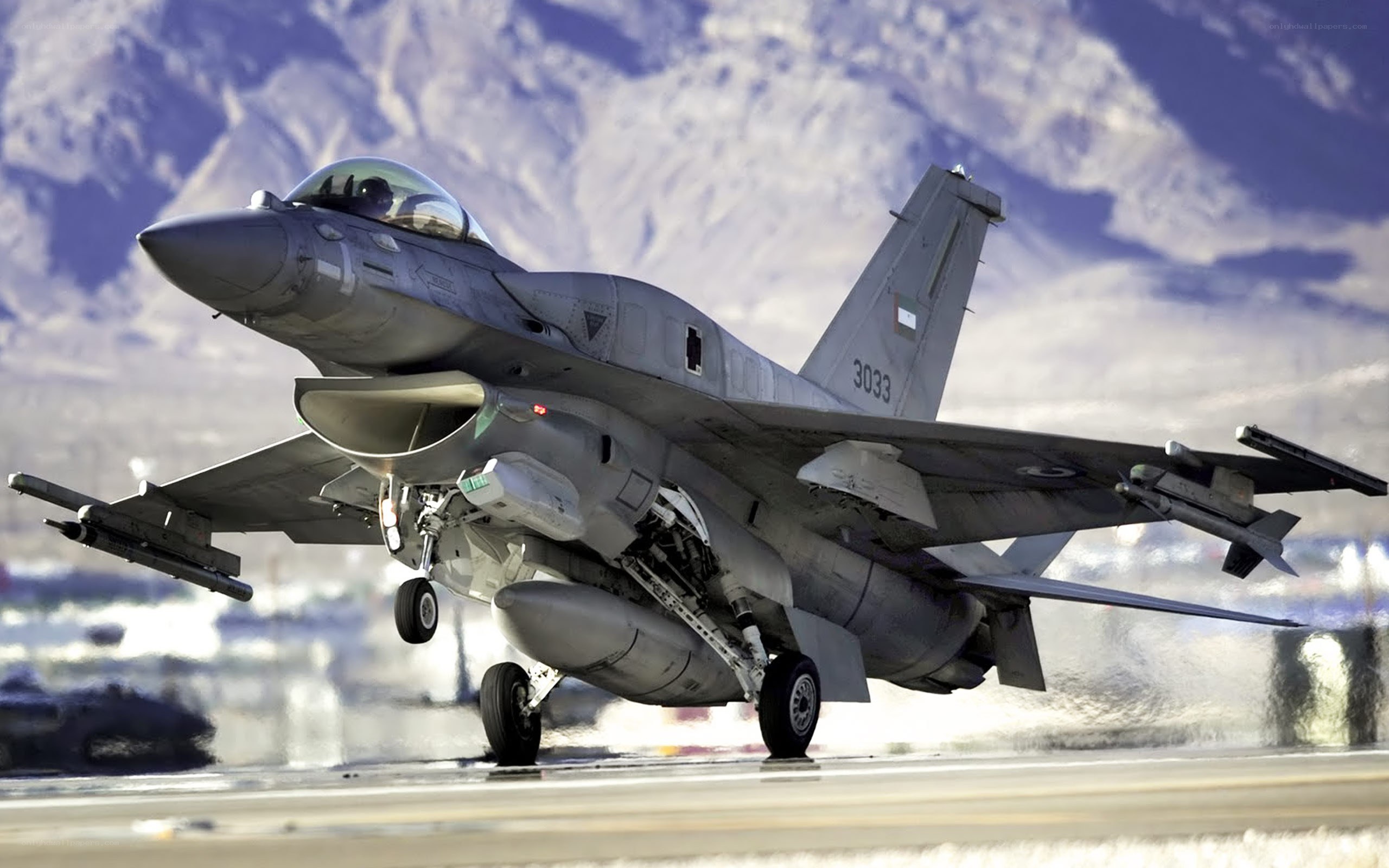 F-16 fighter jet on runway