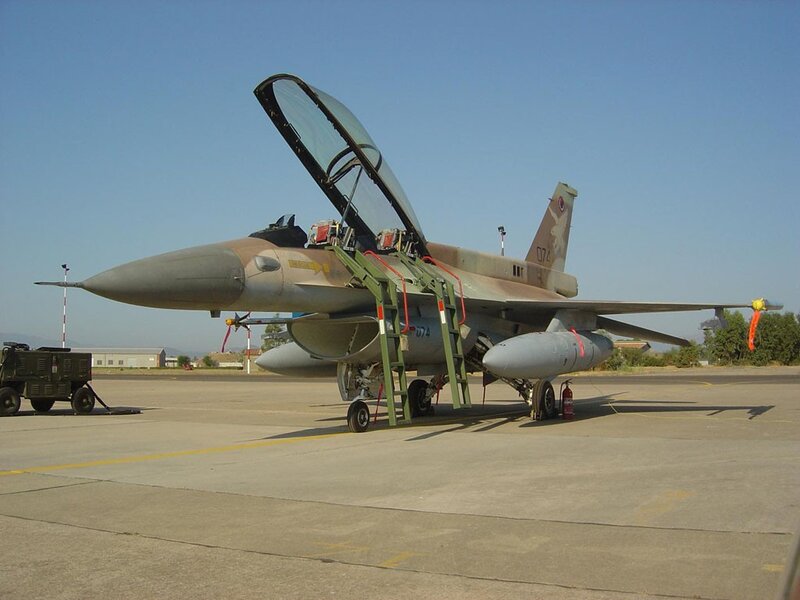 F-16 fighter jet on tarmac