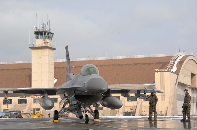 F-16 fighter jet on tarmac