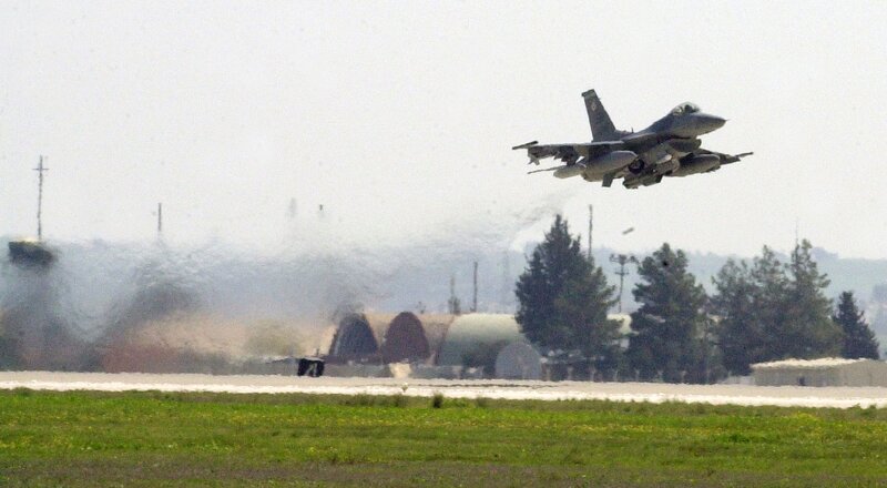 F-16 fighter jet taking off