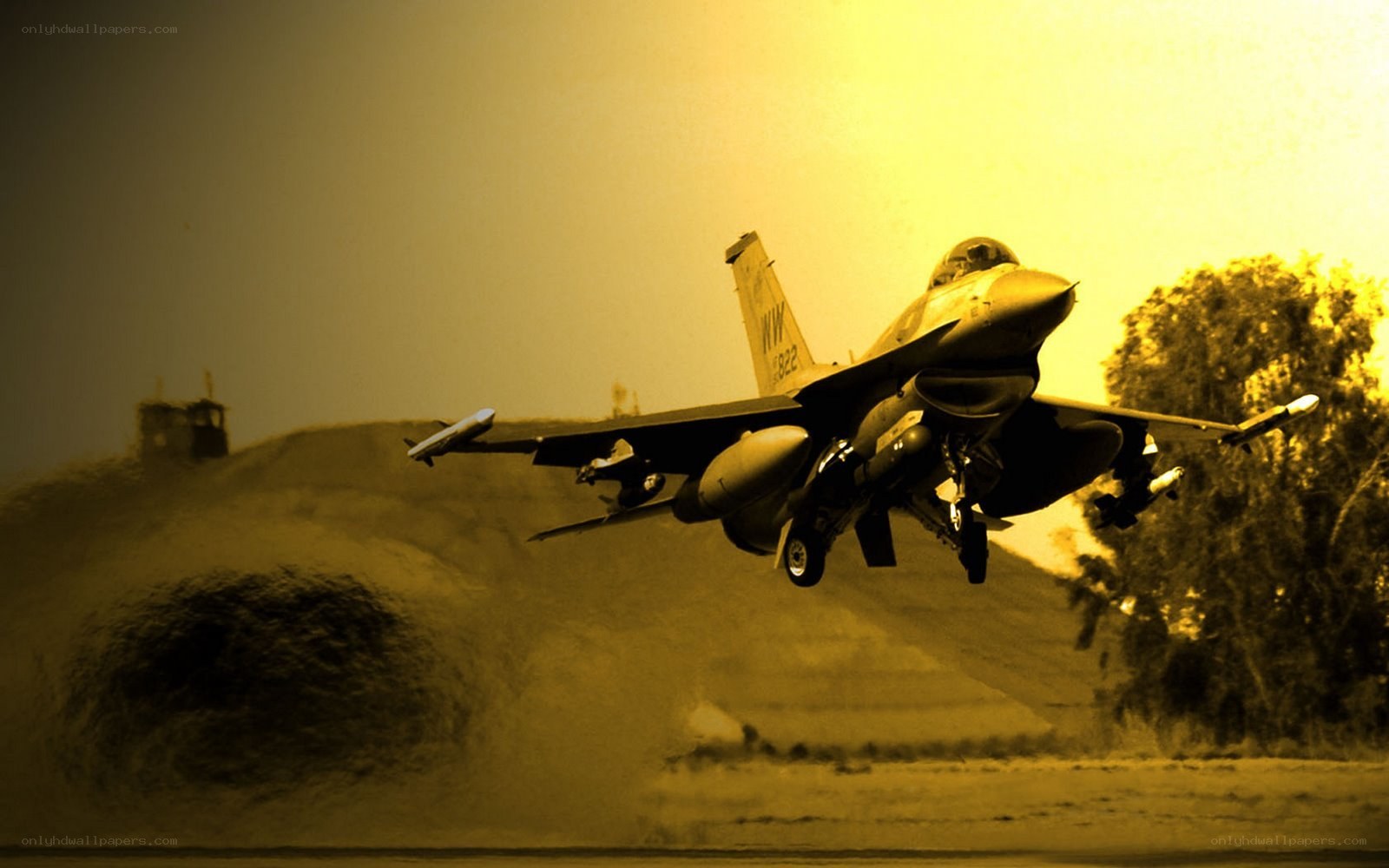 F-16 fighter jet taking off