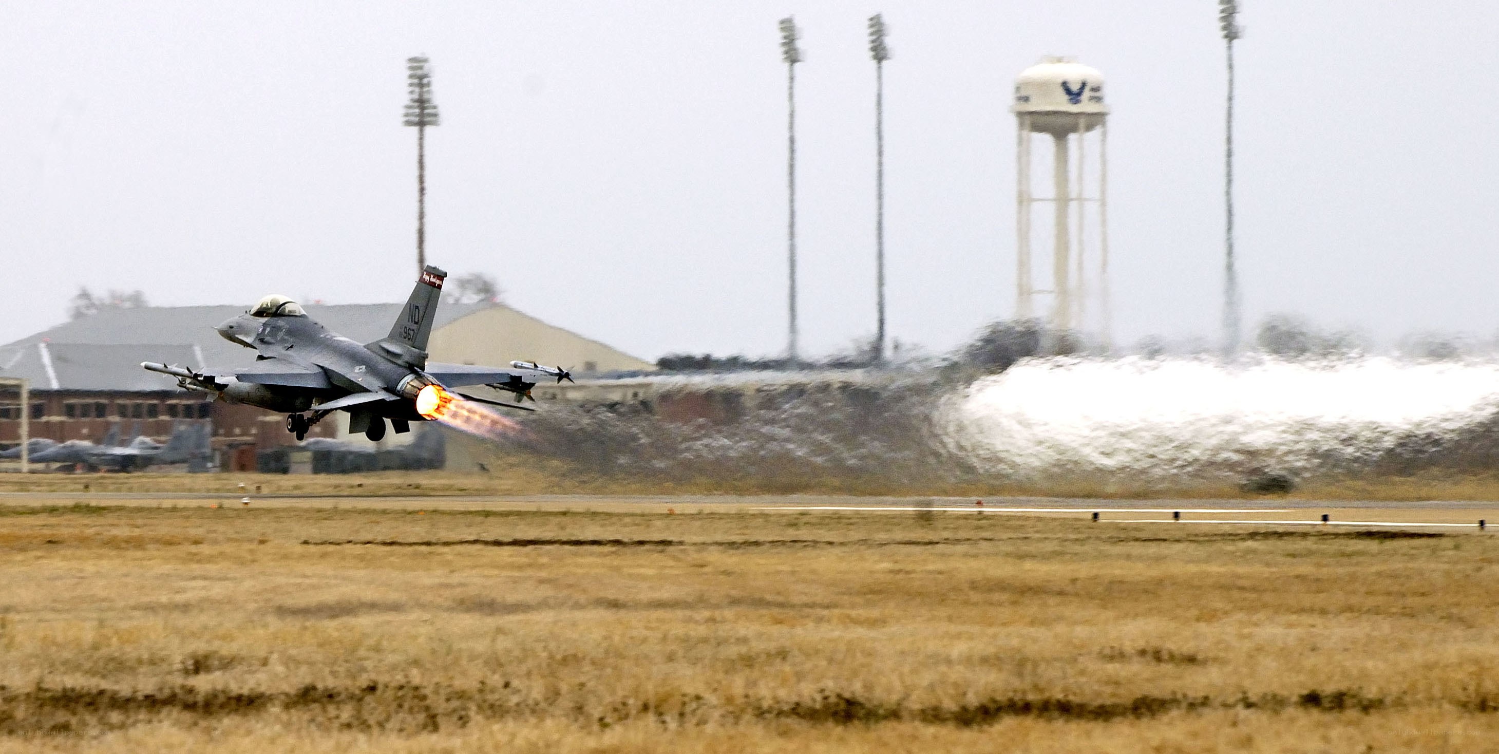 F-16 fighter jet taking off