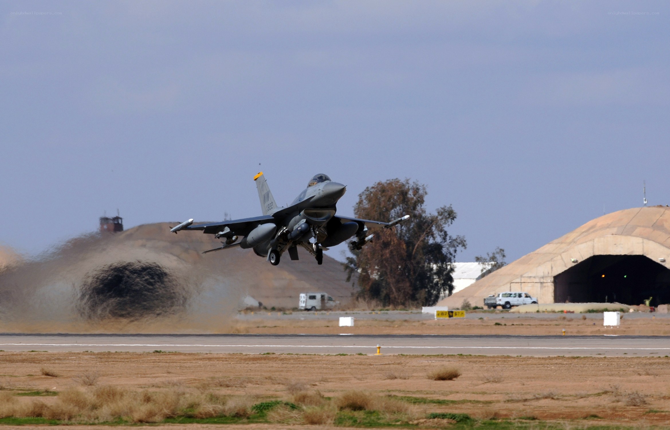 F-16 fighter jet taking off
