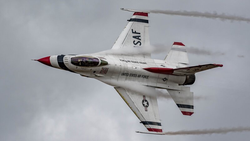 F-16 Fighter Jet — White, Dynamic, Photograph