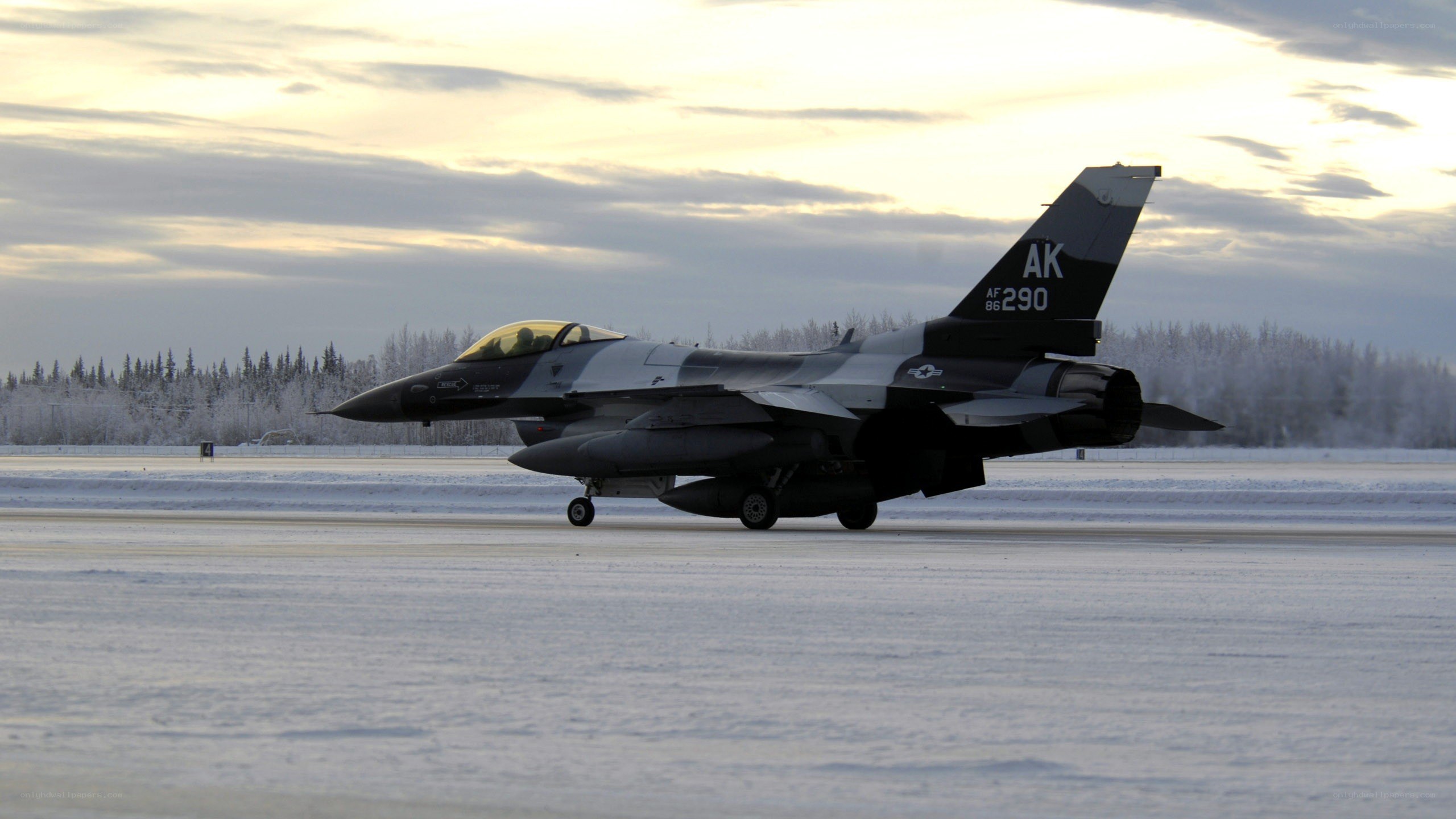 F-16 on snowy runway