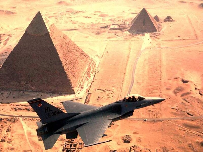 F-16 over the pyramids