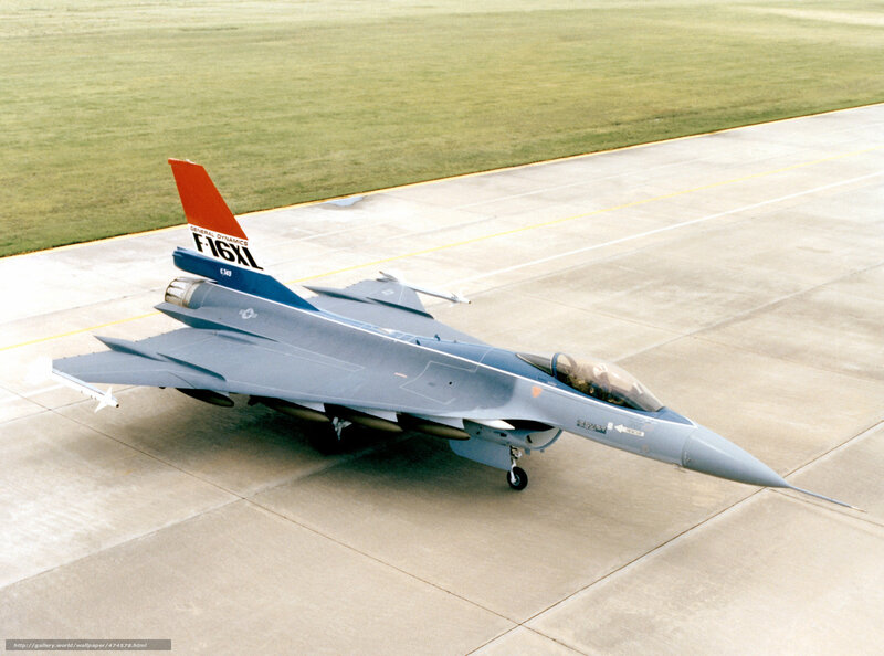 F-16XL fighter jet on tarmac